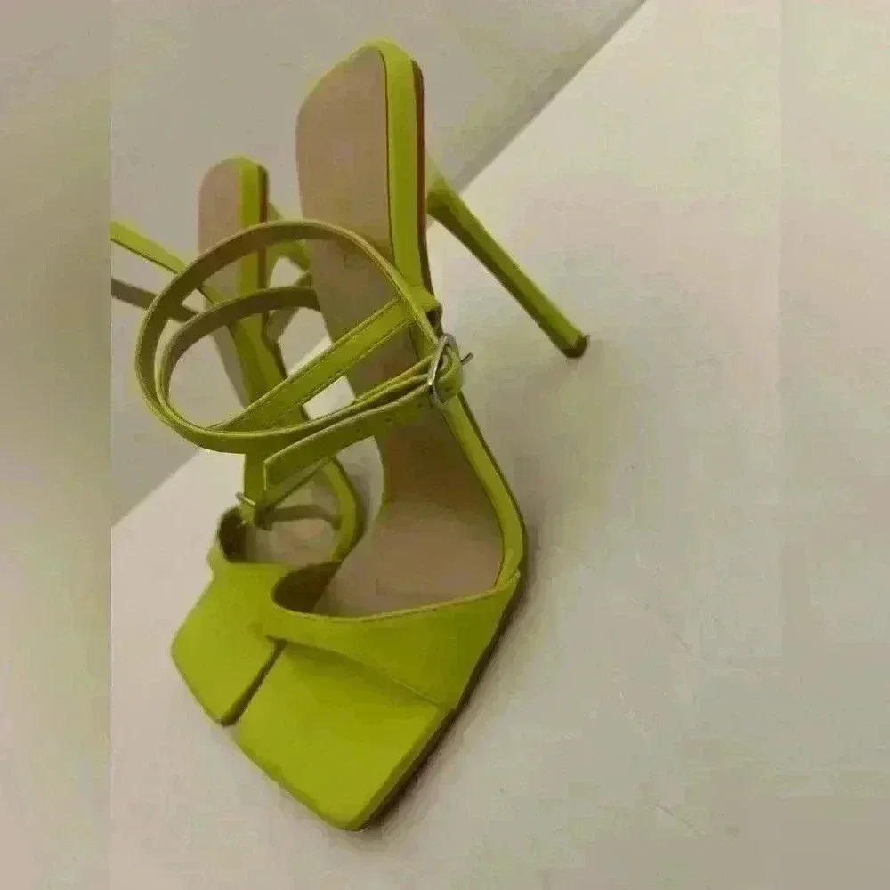 Prettylittlething heels